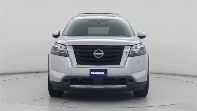 2024 Nissan Pathfinder Platinum FWD