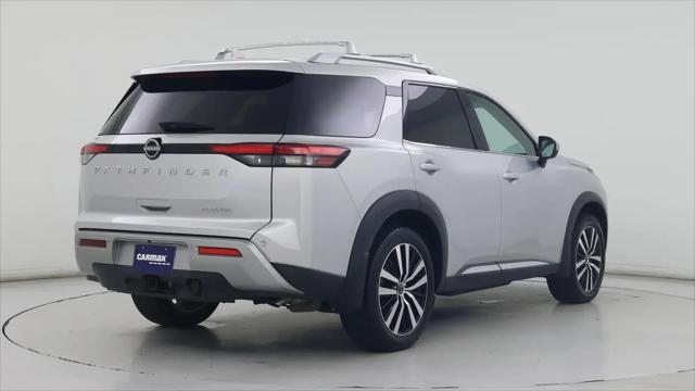 2024 Nissan Pathfinder Platinum FWD