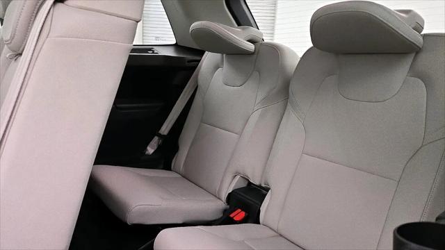 2020 Volvo XC90 T6 Momentum 7 Passenger