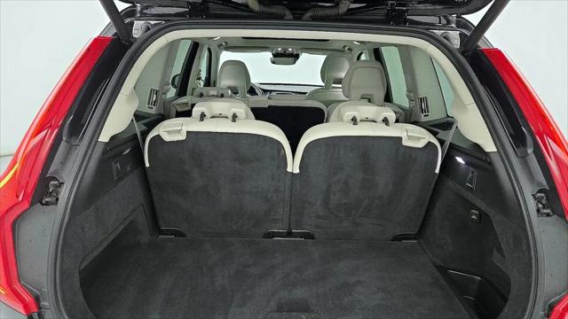 2020 Volvo XC90 T6 Momentum 7 Passenger