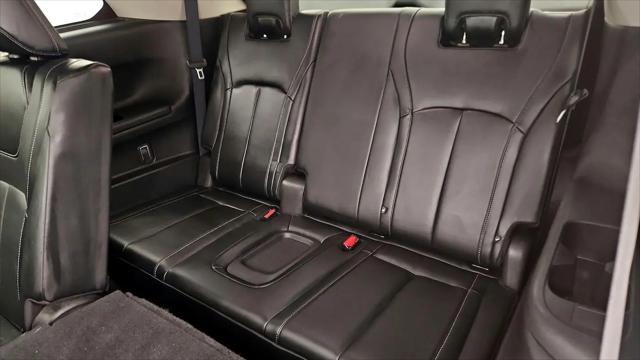 2023 INFINITI QX60 LUXE AWD