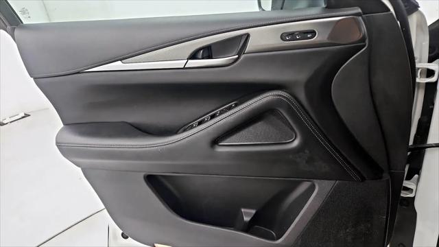 2023 INFINITI QX60 LUXE AWD