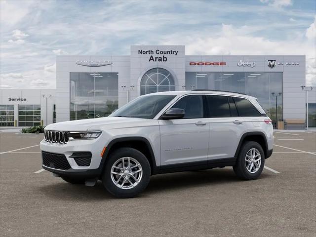 2026 Jeep Grand Cherokee Laredo 4x4