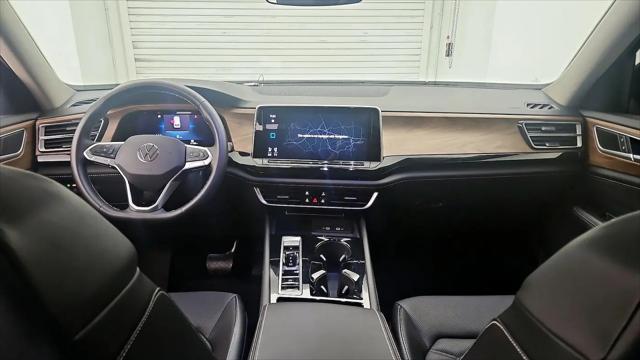 2024 Volkswagen Atlas 2.0T SE w/Technology