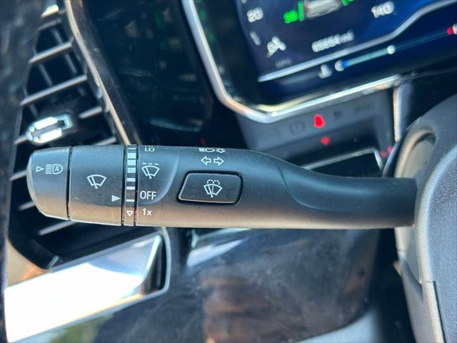 2022 Chevrolet Silverado 1500 4WD Crew Cab Short Bed LT with 2FL