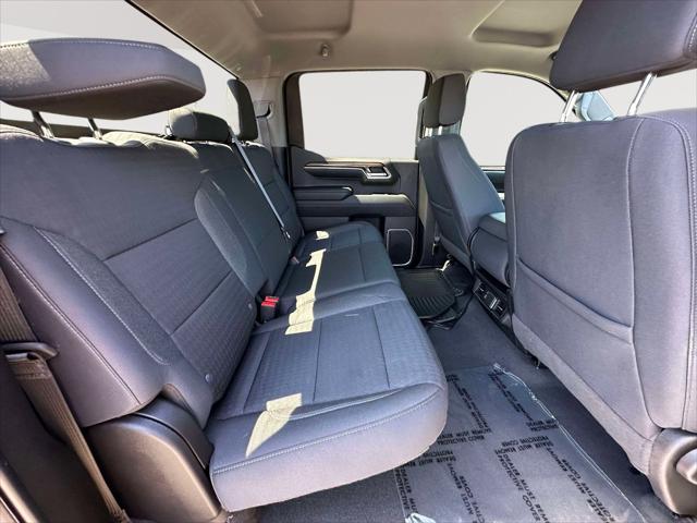 2022 Chevrolet Silverado 1500 4WD Crew Cab Short Bed LT with 2FL
