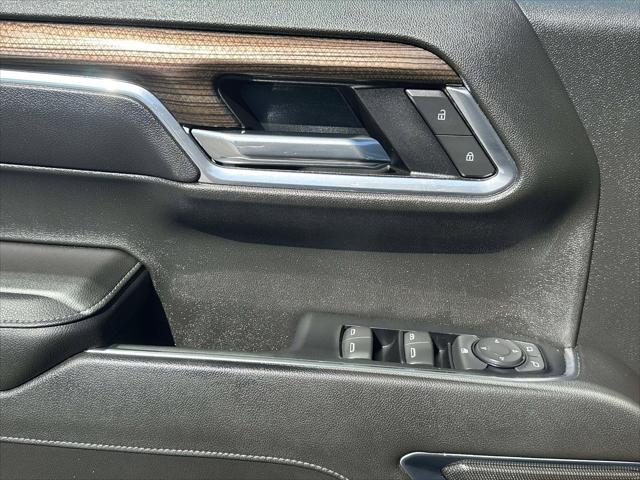 2022 Chevrolet Silverado 1500 4WD Crew Cab Short Bed LT with 2FL