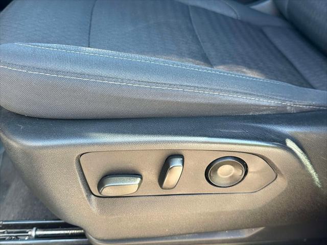 2022 Chevrolet Silverado 1500 4WD Crew Cab Short Bed LT with 2FL