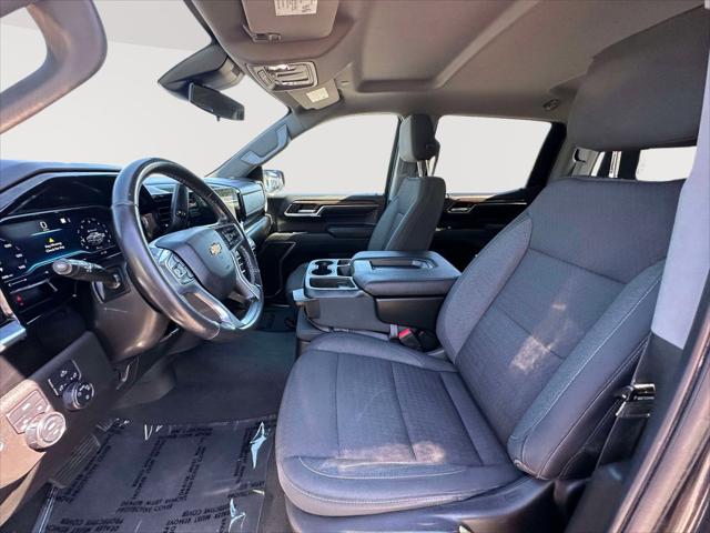 2022 Chevrolet Silverado 1500 4WD Crew Cab Short Bed LT with 2FL
