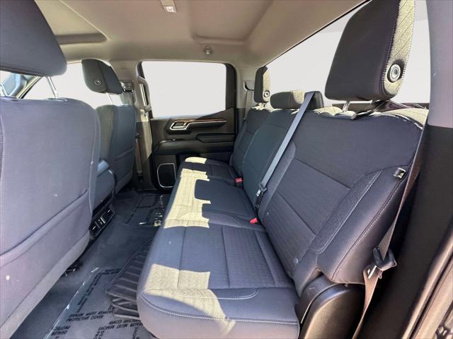2022 Chevrolet Silverado 1500 4WD Crew Cab Short Bed LT with 2FL