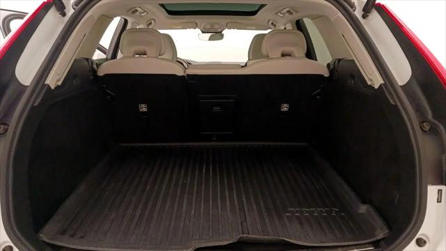 2022 Volvo XC60 B5 Inscription