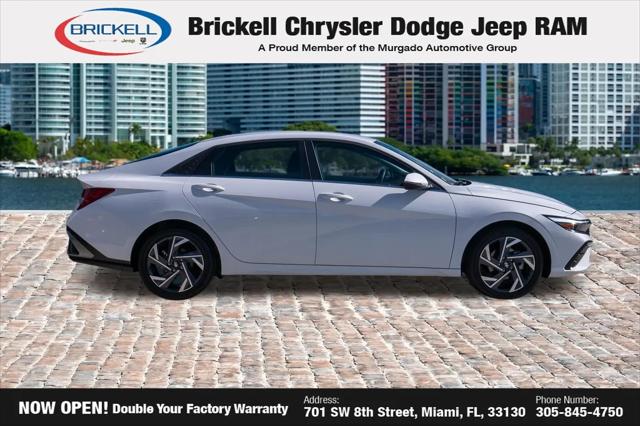 2025 Hyundai Elantra Hybrid Limited