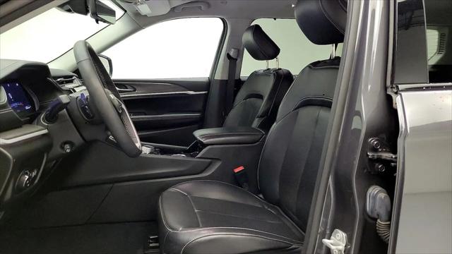 2023 Jeep Grand Cherokee L Limited 4x4