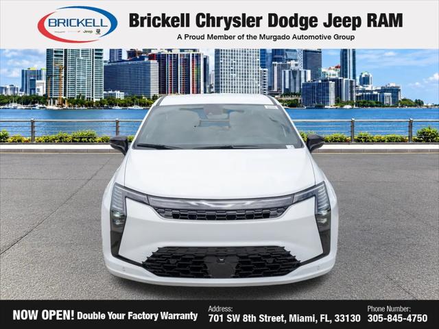 2027 Chrysler Pacifica Select