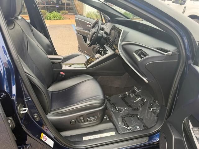 2017 Toyota Mirai Base
