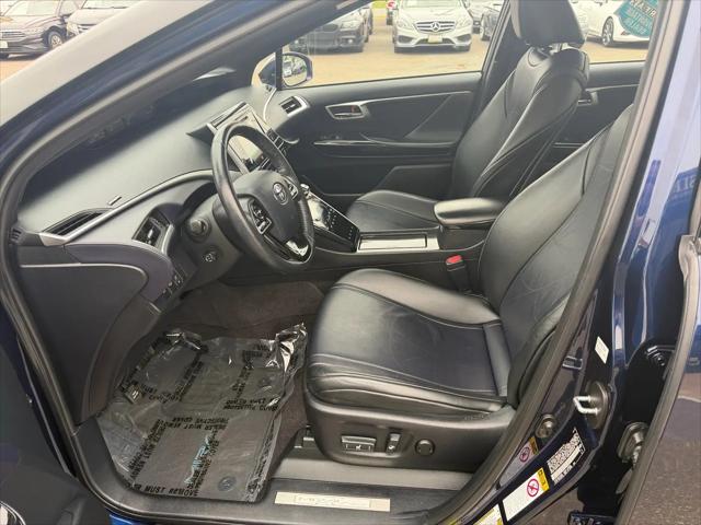 2017 Toyota Mirai Base