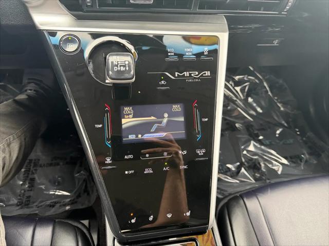 2017 Toyota Mirai Base