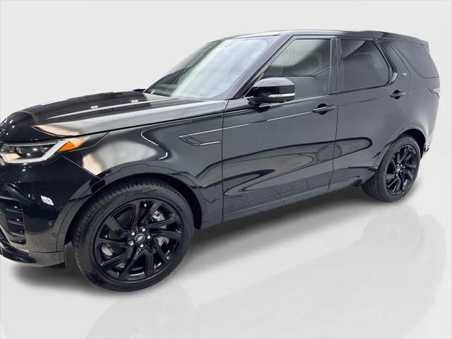 2023 Land Rover Discovery P300 S R-Dynamic