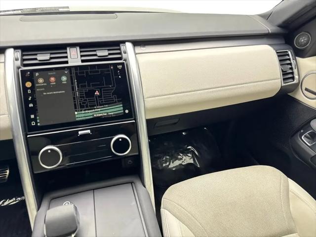 2023 Land Rover Discovery P300 S R-Dynamic