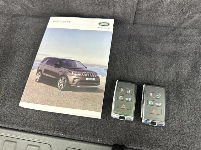 2023 Land Rover Discovery P300 S R-Dynamic