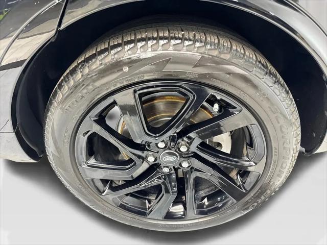 2023 Land Rover Discovery P300 S R-Dynamic