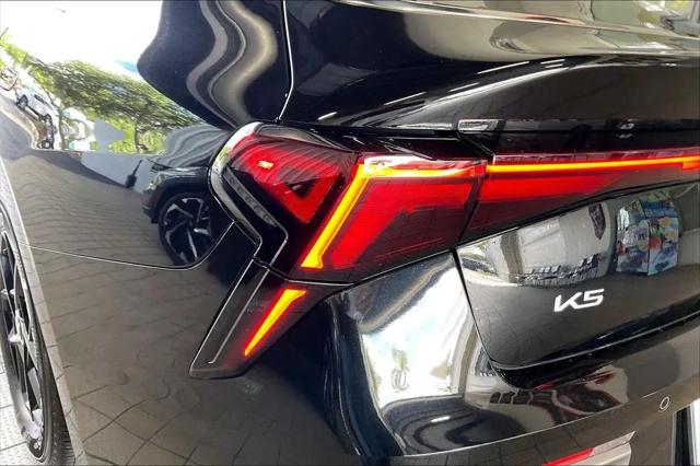 2025 Kia K5 LXS