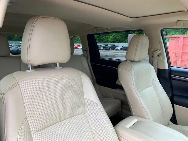 2016 Toyota Highlander Limited V6