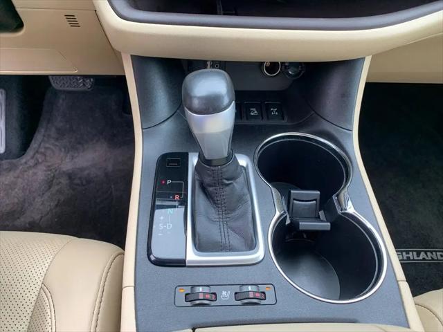 2016 Toyota Highlander Limited V6