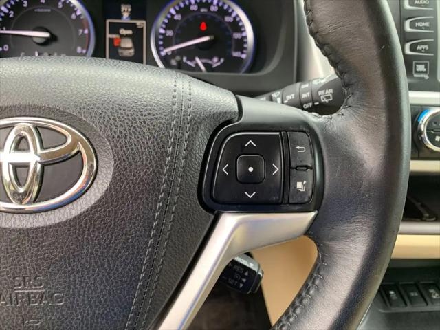 2016 Toyota Highlander Limited V6