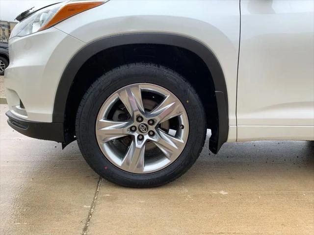 2016 Toyota Highlander Limited V6