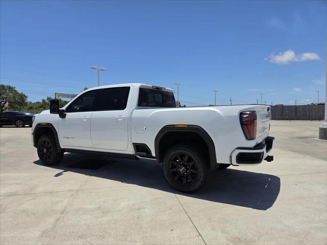 2025 GMC Sierra 2500HD 4WD Crew Cab Standard Bed AT4