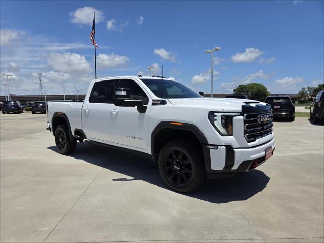 2025 GMC Sierra 2500HD 4WD Crew Cab Standard Bed AT4