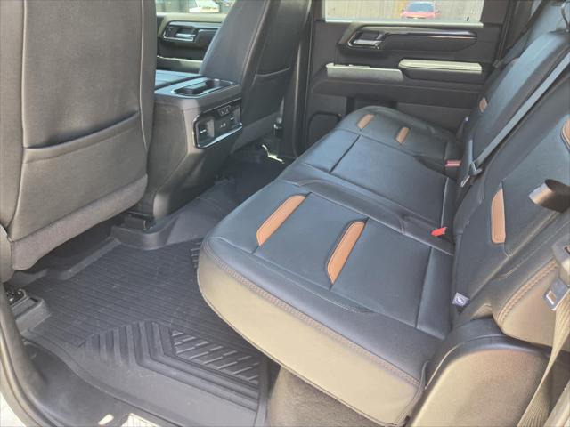 2025 GMC Sierra 2500HD 4WD Crew Cab Standard Bed AT4