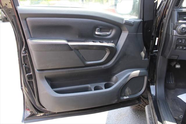 2020 Nissan Titan Crew Cab PRO-4X 4x4