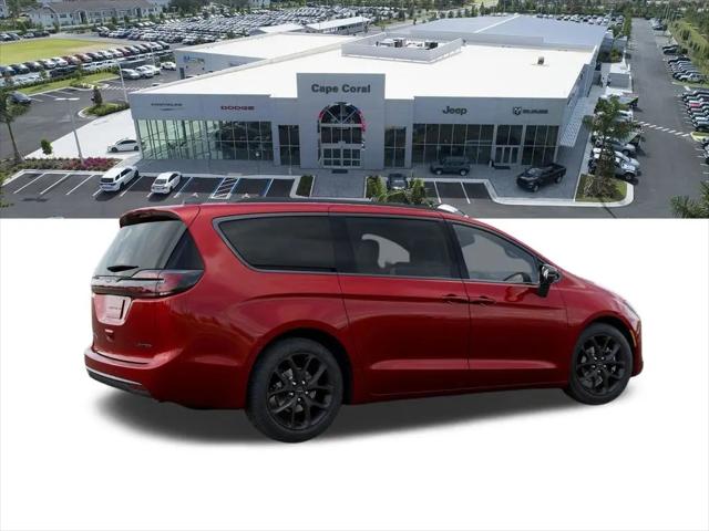 2027 Chrysler Pacifica Limited