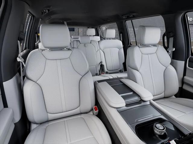 2026 Jeep Grand Wagoneer L 4x2