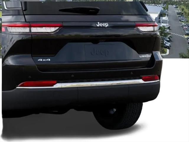 2026 Jeep Grand Cherokee Laredo 4x4