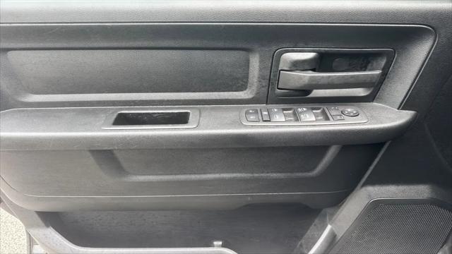 2023 Ram 1500 Classic Tradesman Crew Cab 4x2 5'7" Box