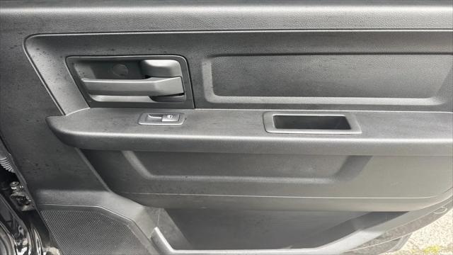 2023 Ram 1500 Classic Tradesman Crew Cab 4x2 5'7" Box