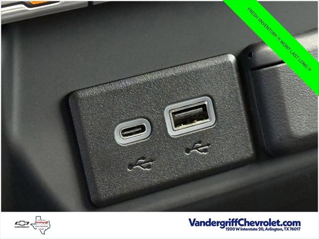 2026 Chevrolet Silverado 1500 2WD Crew Cab Short Bed Custom