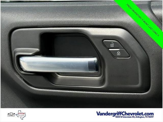 2026 Chevrolet Silverado 1500 2WD Crew Cab Short Bed Custom