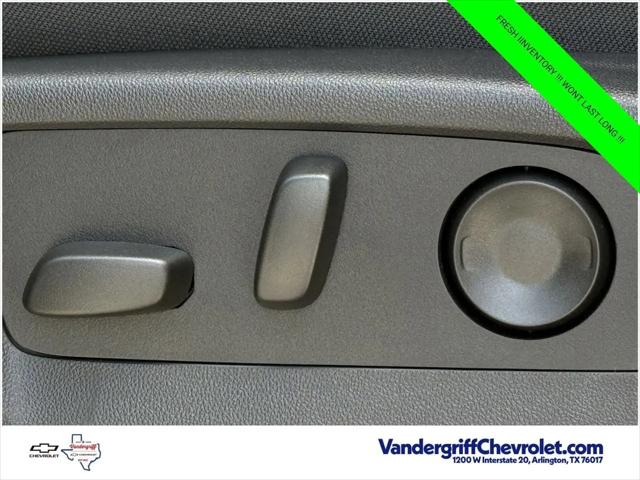 2026 Chevrolet Silverado 1500 2WD Crew Cab Short Bed Custom