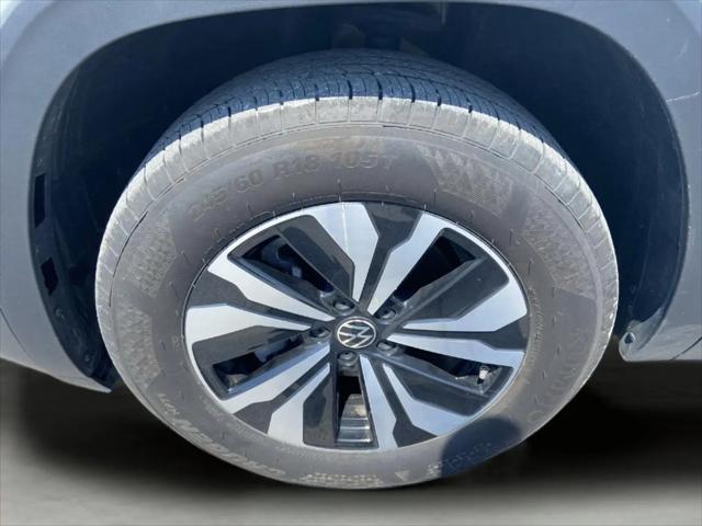 2025 Volkswagen Atlas 2.0T SE