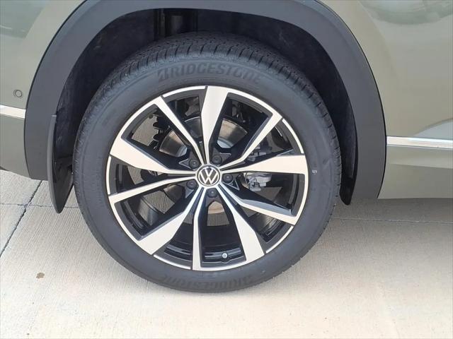 2026 Volkswagen Atlas Cross Sport SEL Premium R-Line
