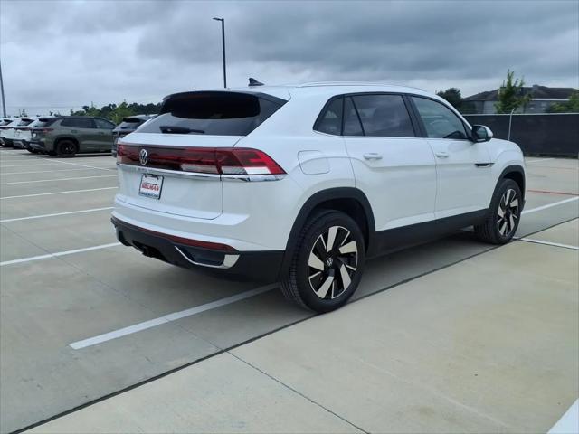 2026 Volkswagen Atlas Cross Sport SE with Technology
