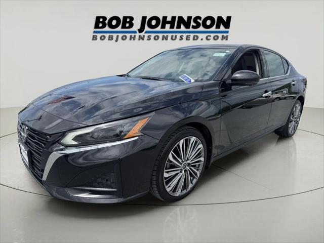 2024 Nissan Altima Platinum