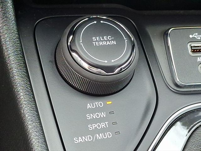 2023 Jeep Cherokee Altitude Lux 4x4