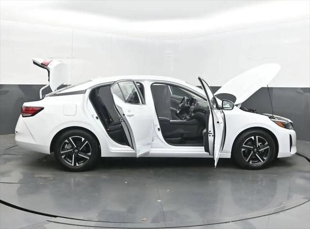 2024 Nissan Sentra SV Xtronic CVT