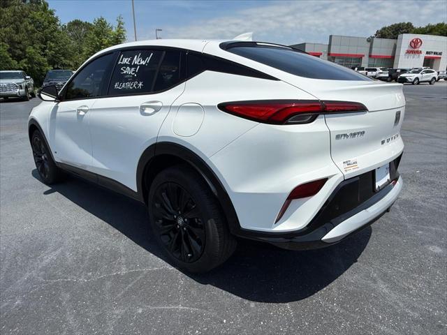 2025 Buick NV Sport Touring FWD