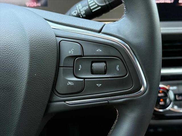 2025 Buick NV Sport Touring FWD